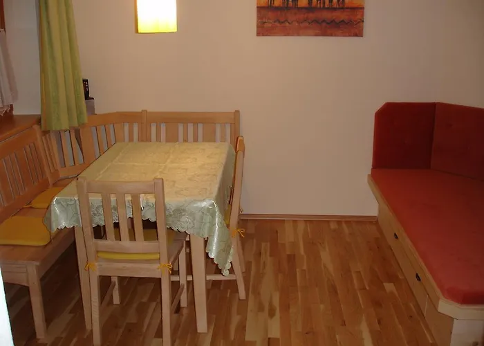 شقة Haus Gfoeller