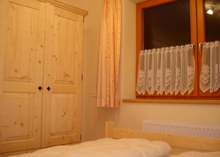 Haus Gfoeller شقة نيديراو